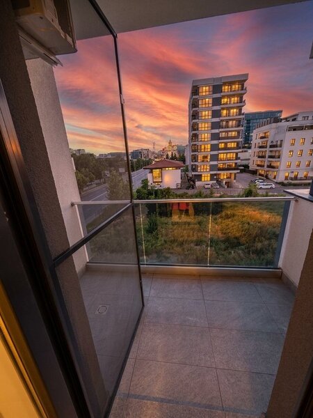 Pipera, apartament 2 camere mobilat lux, cu parcare.